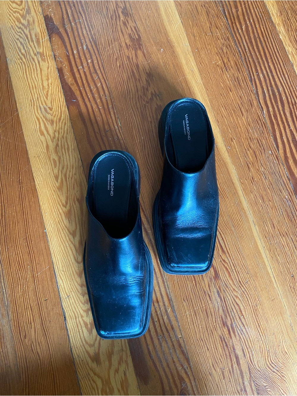 Vagabond Black Leather Square-Toe Slip-On Mules - Picture 4 of 5